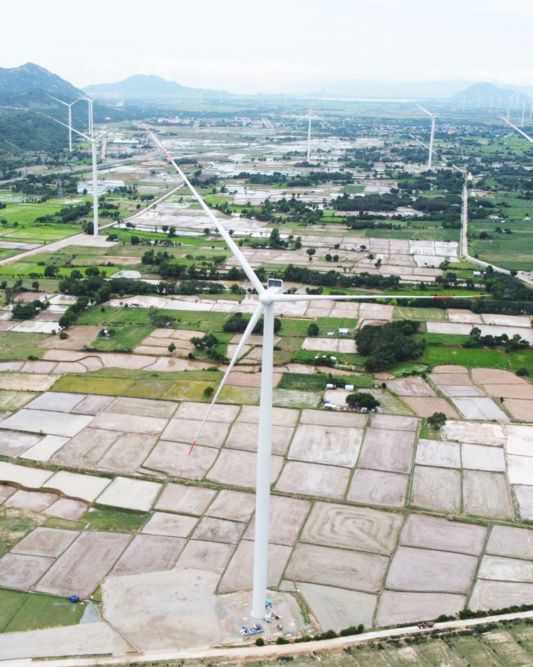 REE-IFC: Ký kết thỏa thuận hợp tác cho vay đối với Dự án nhà máy Điện gió Phú Lạc giai đoạn 2 và Lợi Hải 2